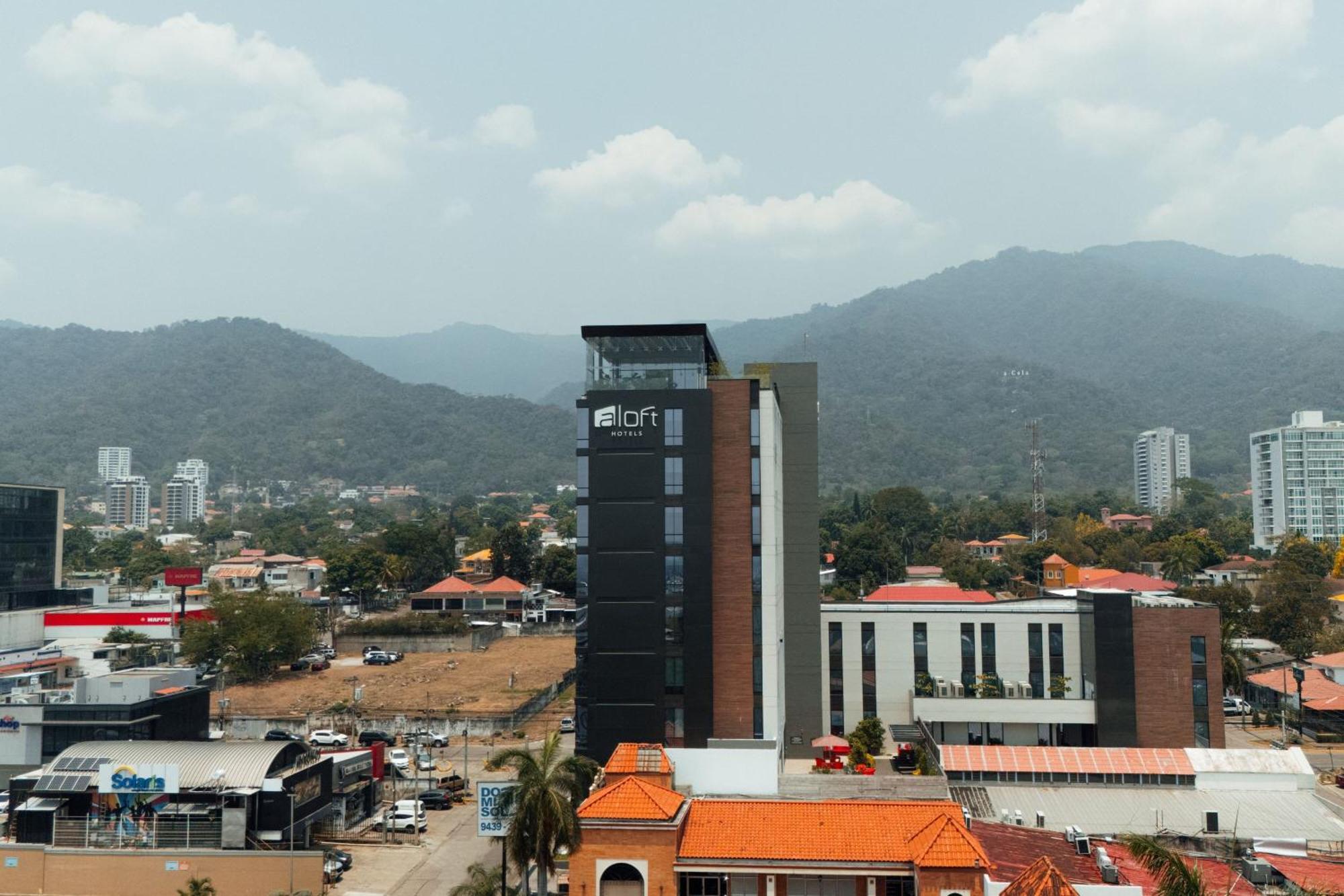 Hotel Aloft San Pedro Sula Exterior foto